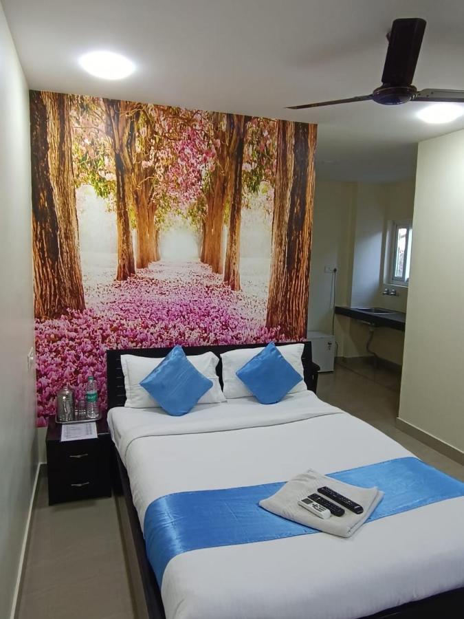 Hotel Ns Royal Emirates With 3Hr Early Check In Hyderabad Exterior photo